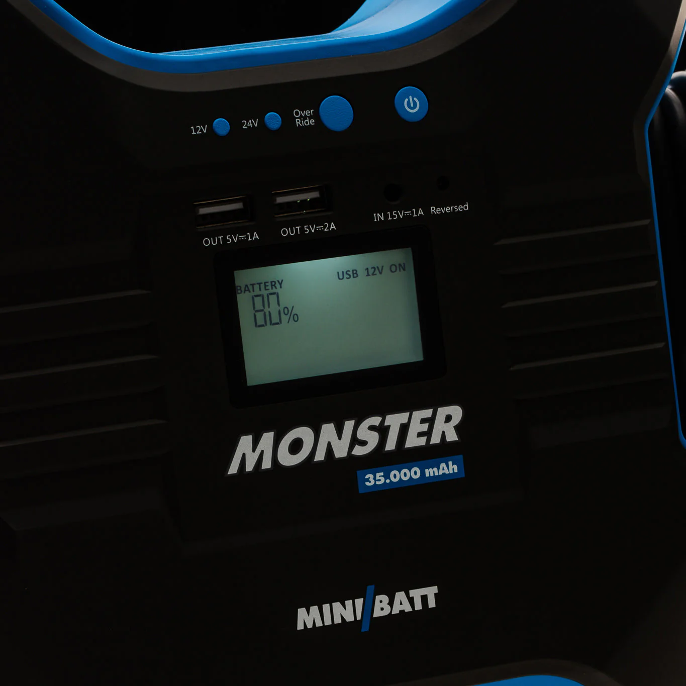 Pantalla LCD del arrancador de batería MiniBatt Monster 35000 mAh con puertos USB y botones de control