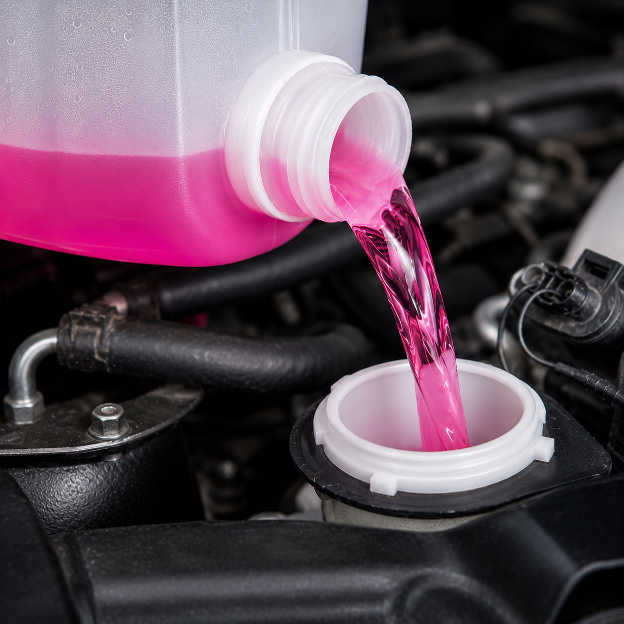 Anticongelante orgánico 50% Power Tech 5 litros con protección hasta -35°C para circuito de refrigeración de vehículos.